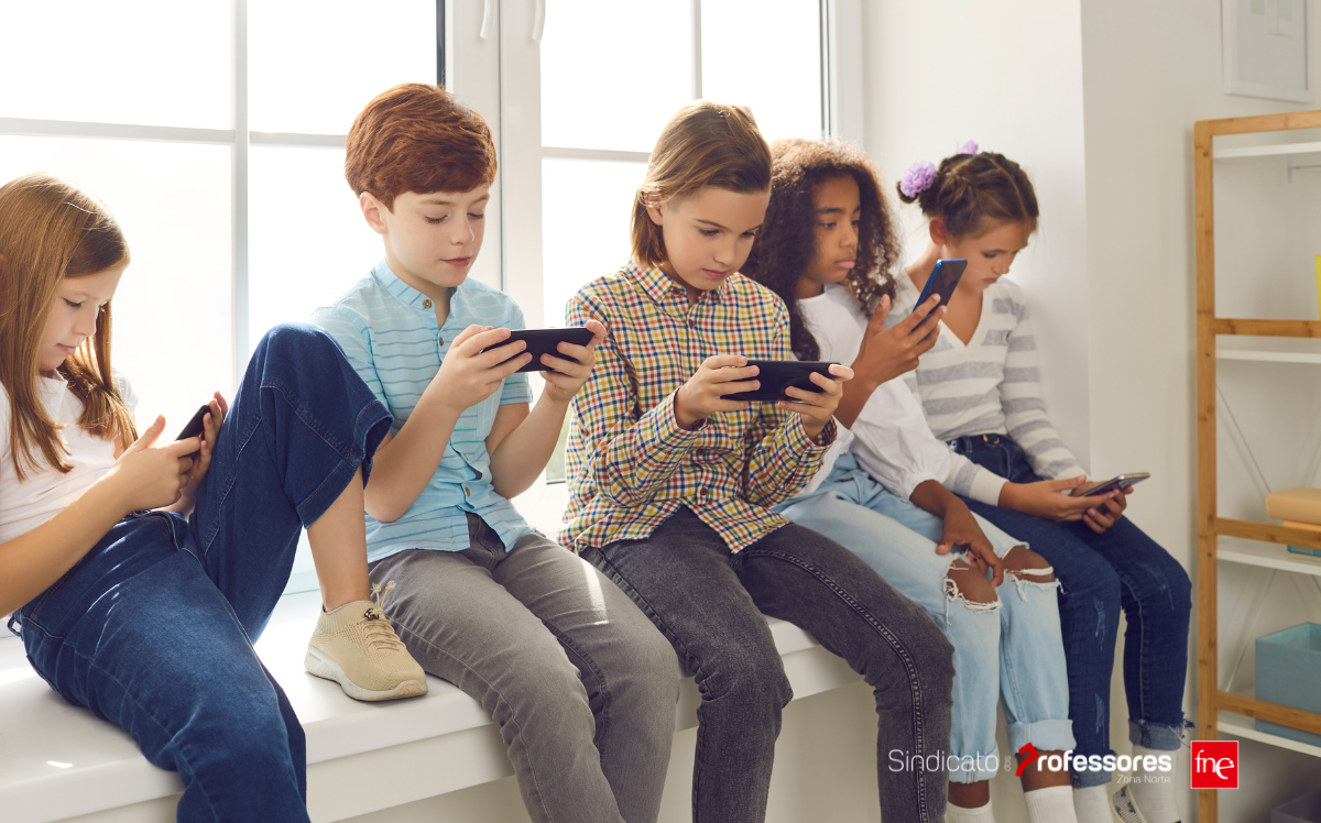 92% dos professores contra uso de telemóveis no ensino básico