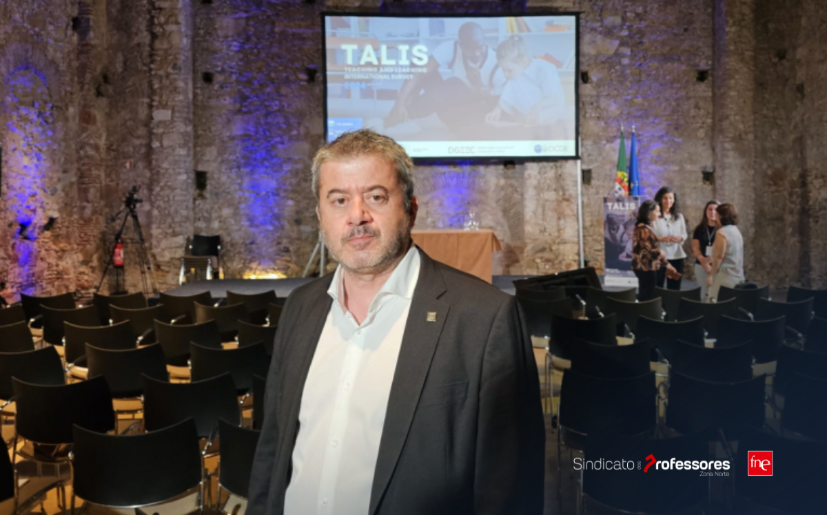 TALIS 2024 reforça urgência de medidas para combater a burocracia nas escolas